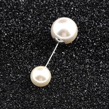 Load image into Gallery viewer, Pearl Brooch